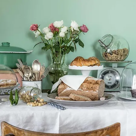 Insolita Locandiera Bed & Breakfast Brisighella